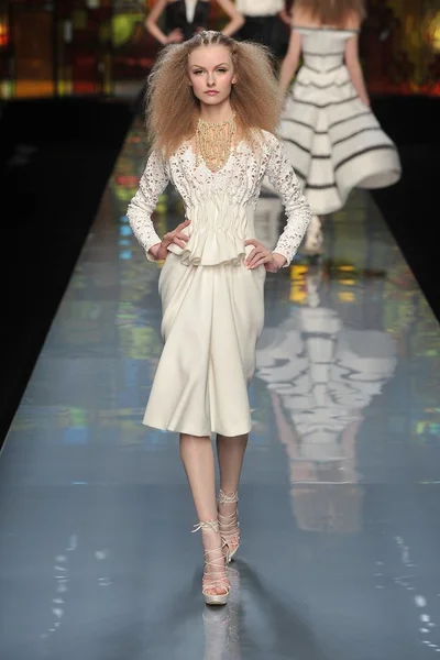 Look 20